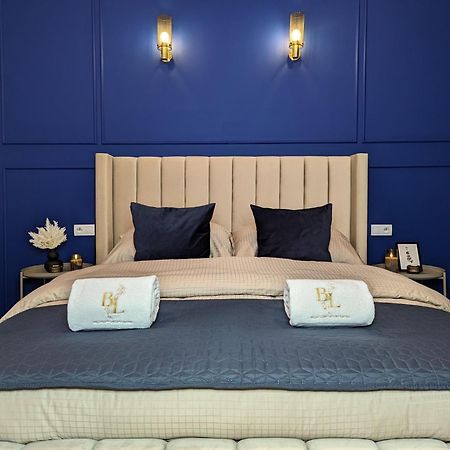 Bella Luna Luxury Suites - Chic Residence In Historic Square Varsovie Extérieur photo