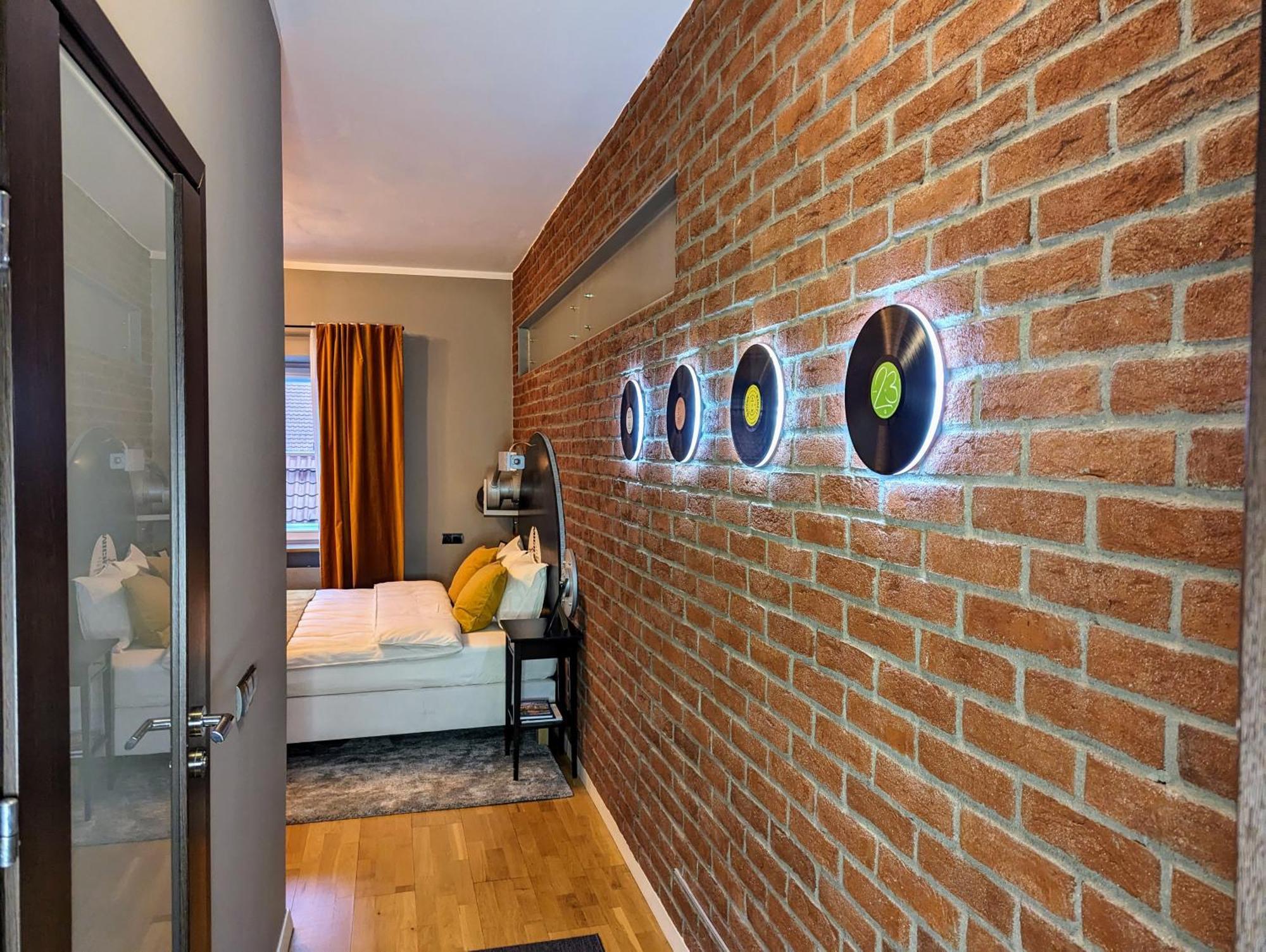 Bella Luna Luxury Suites - Chic Residence In Historic Square Varsovie Extérieur photo